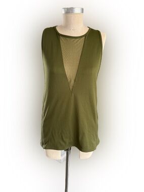 Nike Women’s Zonal Cooling Racerback Tank Top Mesh Inset Olive green. Size small
